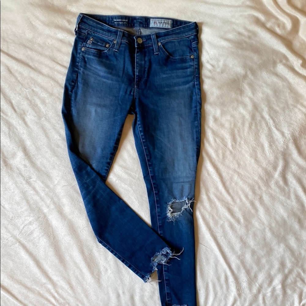 Blue Skinny Distressed Jeans with Tapered Legs